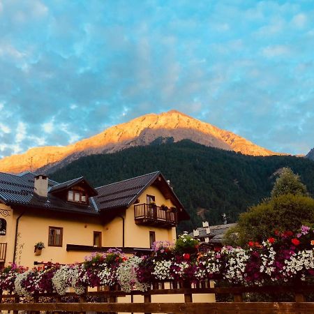 Hotel La Ginestra Cesana Torinese Zewnętrze zdjęcie