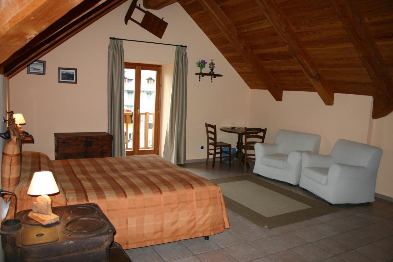 Hotel La Ginestra Cesana Torinese Zewnętrze zdjęcie