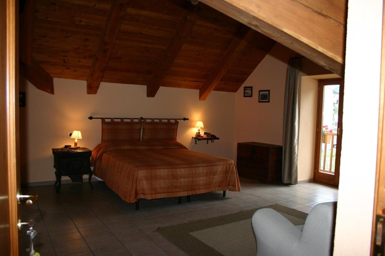 Hotel La Ginestra Cesana Torinese Zewnętrze zdjęcie